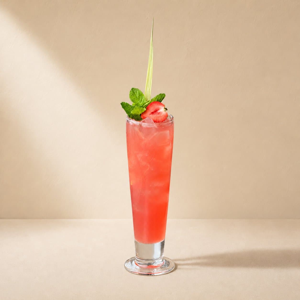 Strawberry & Lemongrass Sling